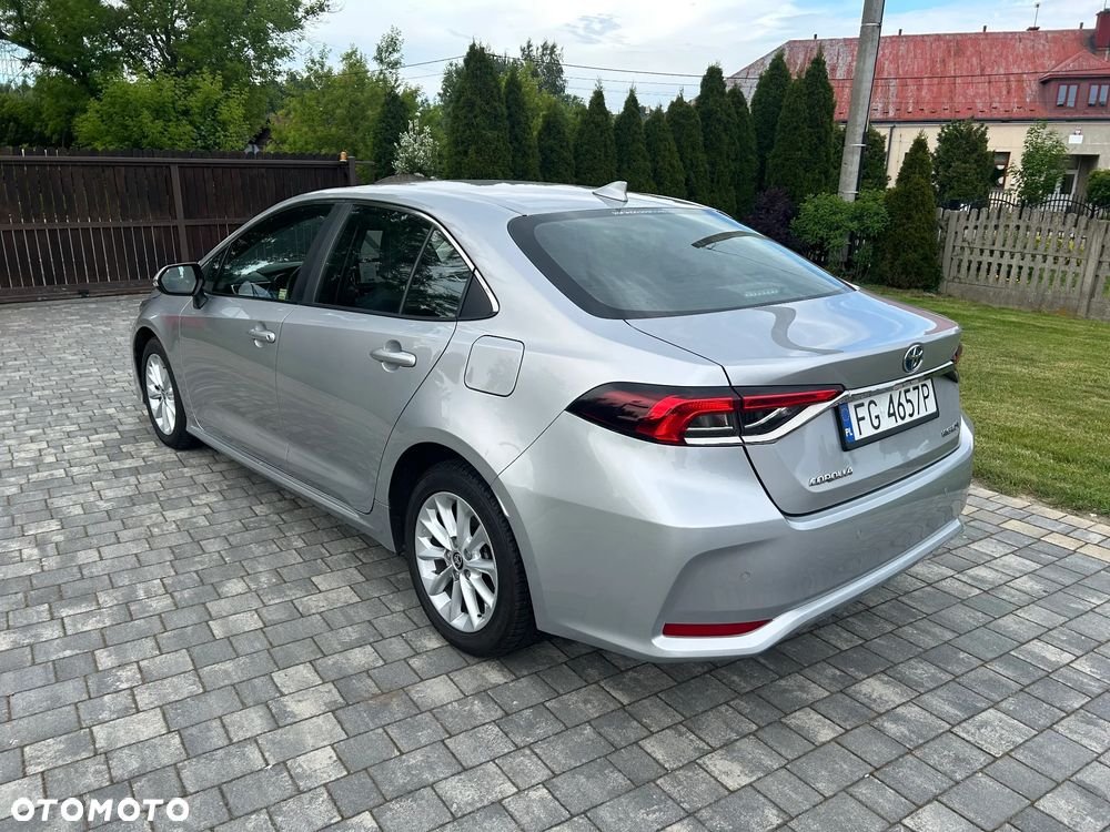 Toyota Corolla 1.8 Hybrid Comfort - 13