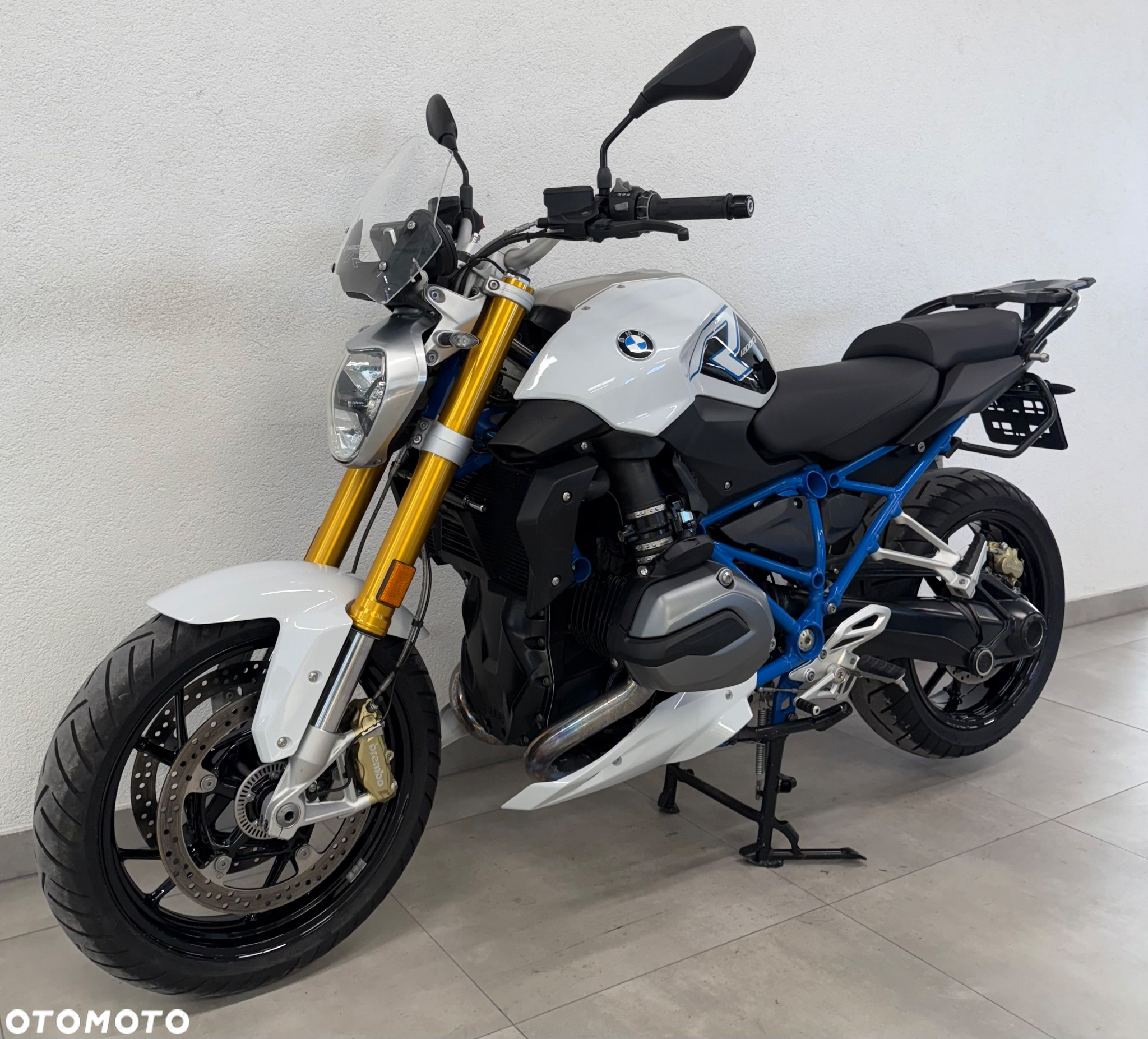 BMW R - 2