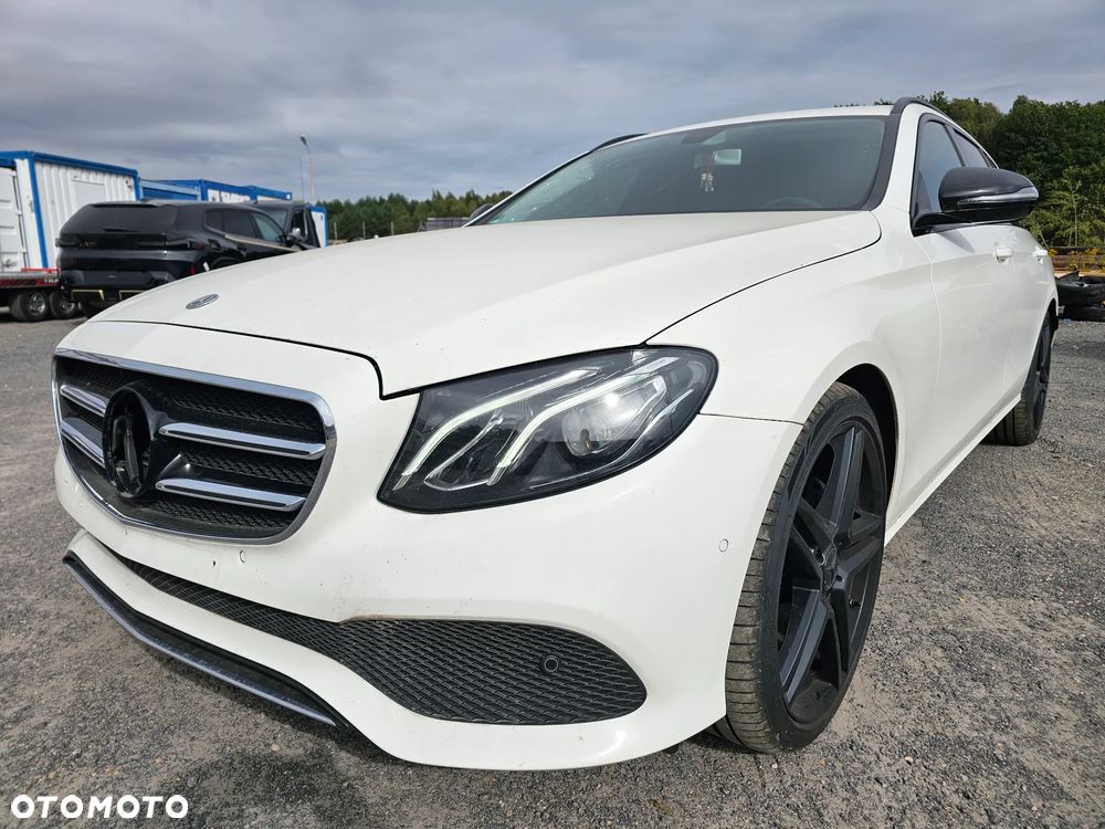 Mercedes-Benz Klasa E 220 d Avantgarde - 2