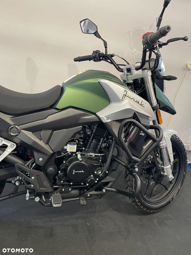 Junak RX One - 3