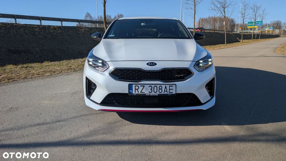 Kia ProCeed - 3