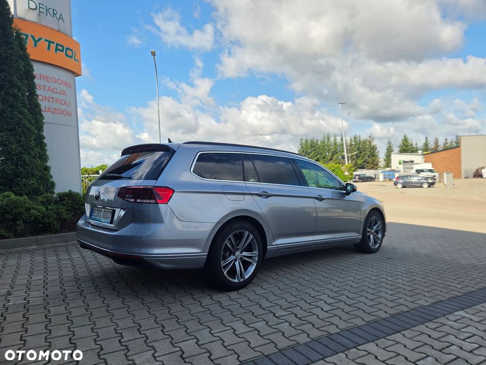 Volkswagen Passat 2.0 TDI SCR DSG Business - 2