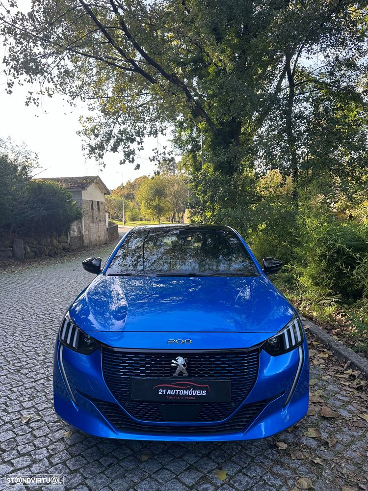 Peugeot e-208 GT - 12