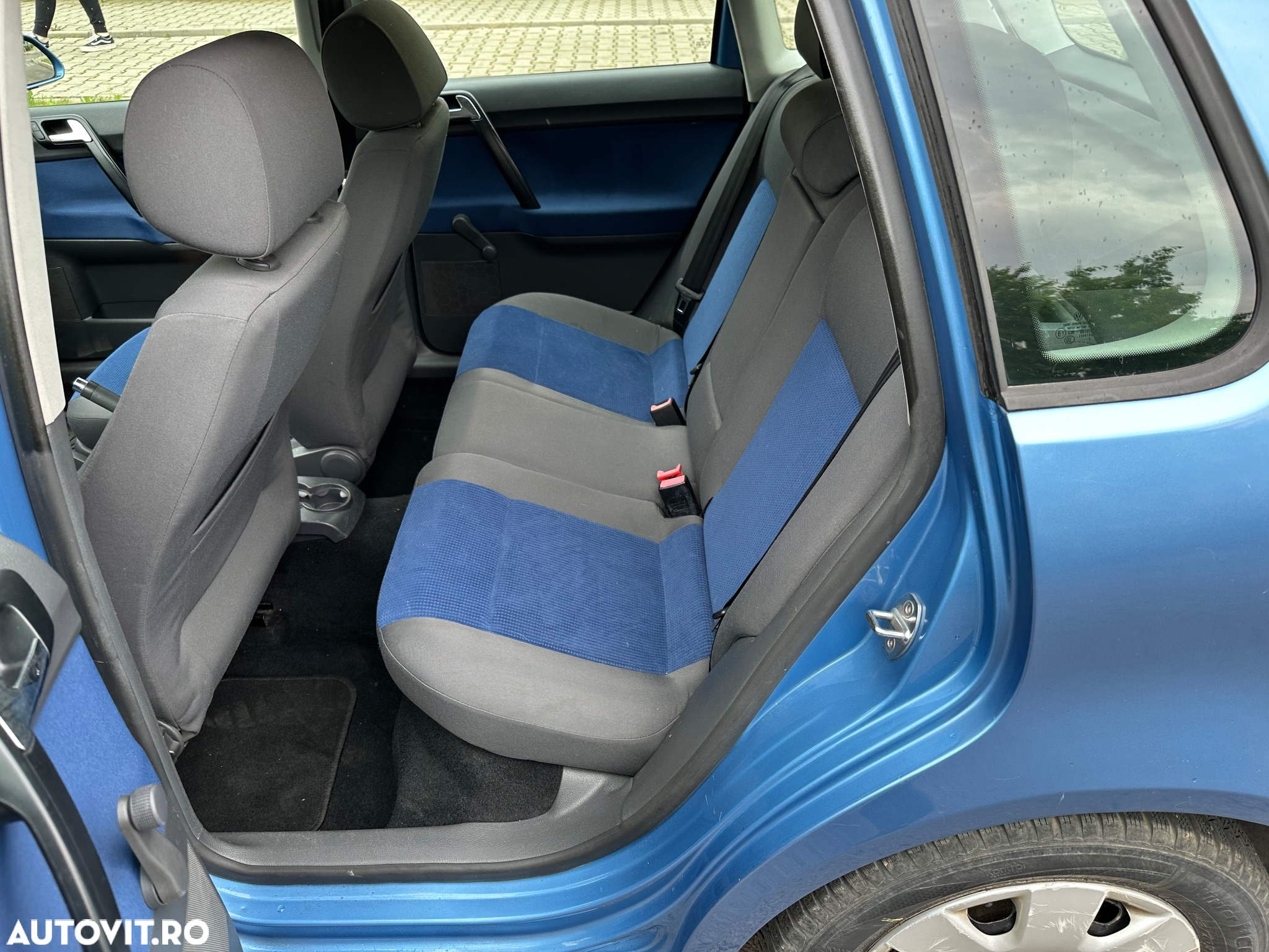 Volkswagen Polo 1.2 Attractive - 9