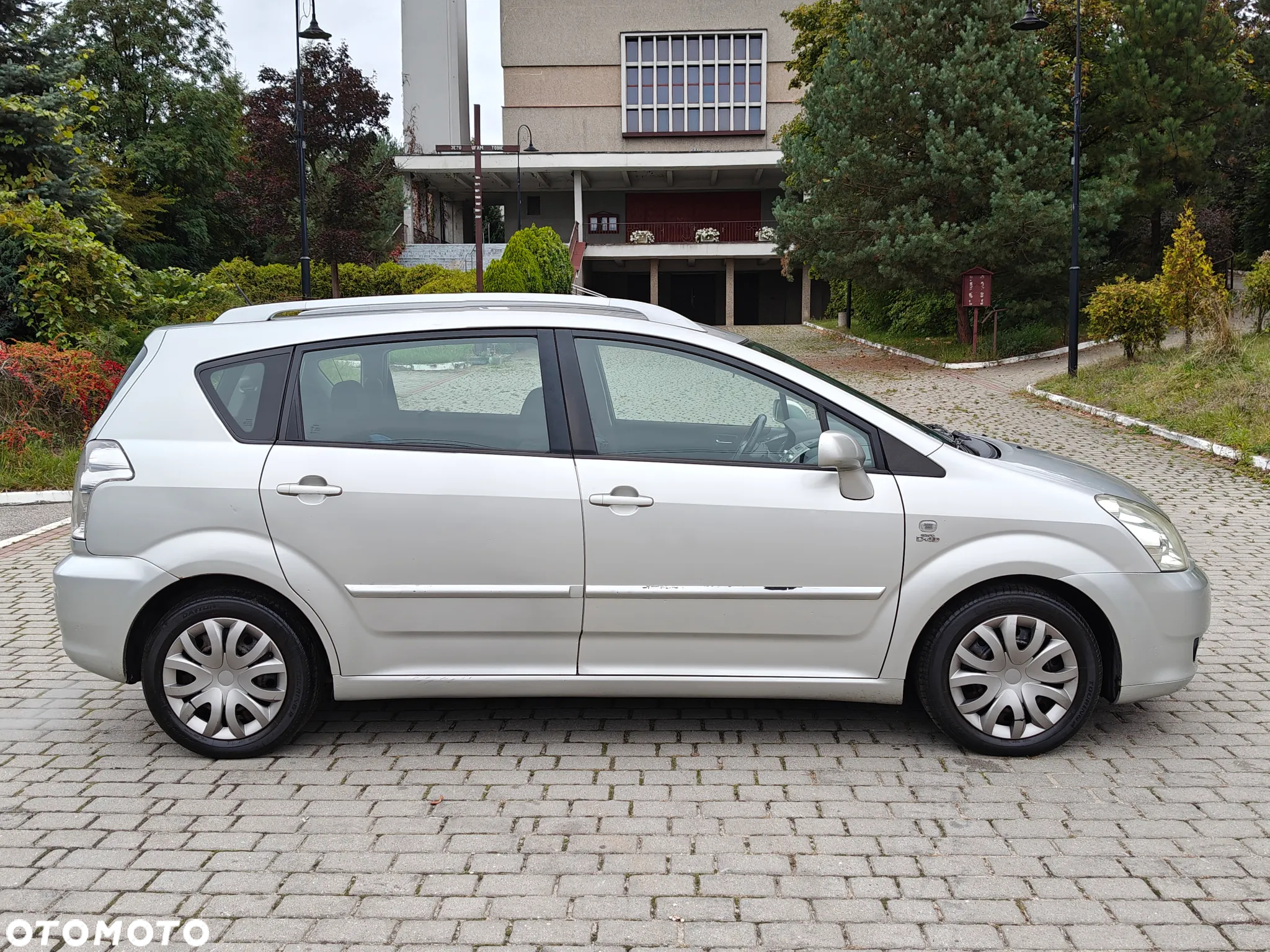 Toyota Corolla Verso 2.0 D-4D Sol - 30
