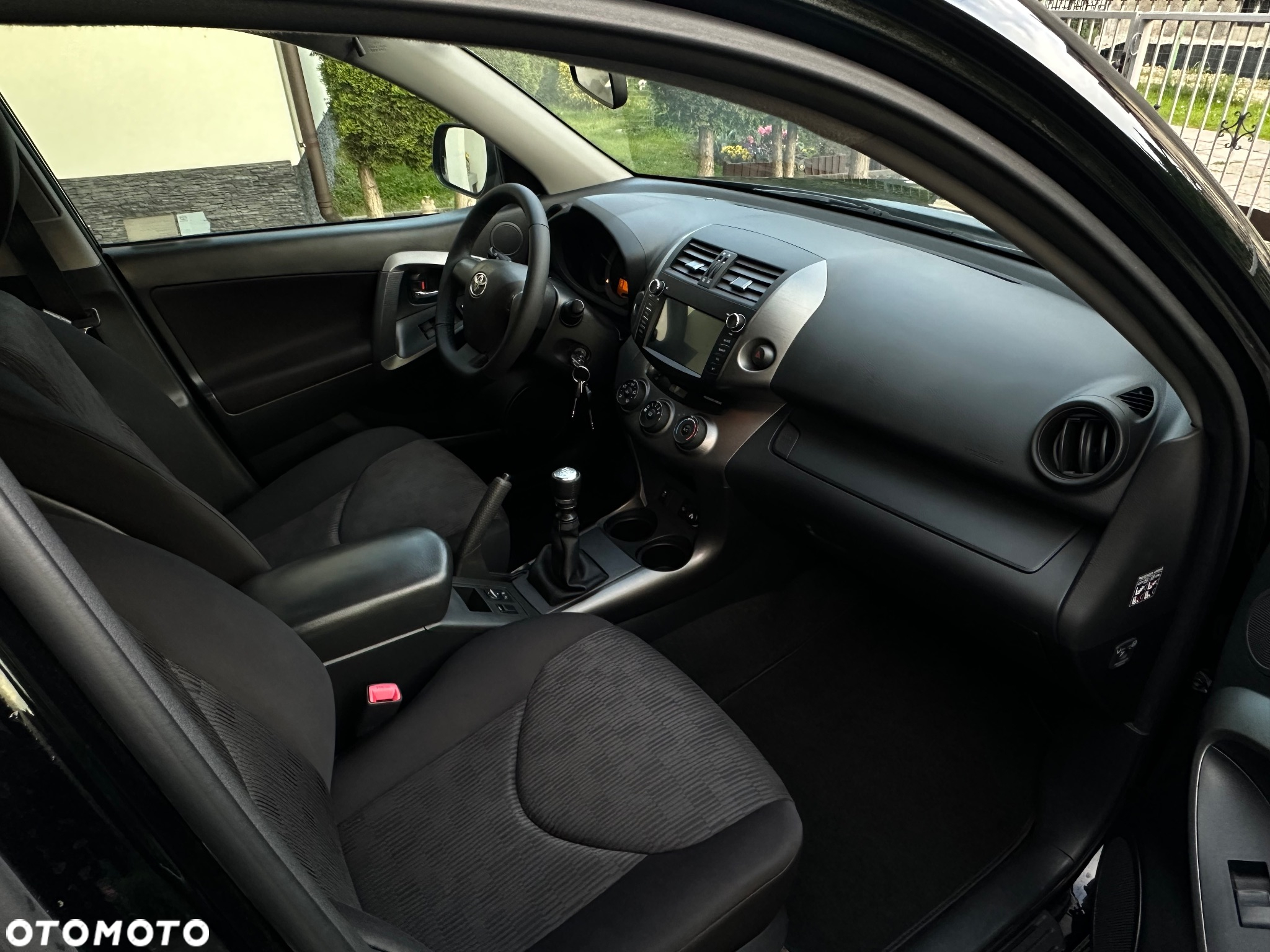 Toyota RAV4 2.0 VVT-i 2010 - 14