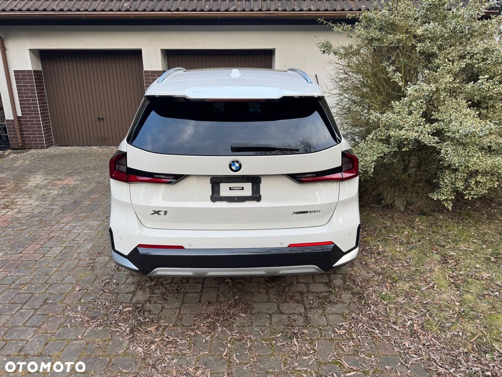 BMW X1 - 18