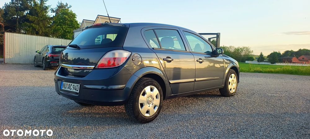 Opel Astra 1.4 Club - 8