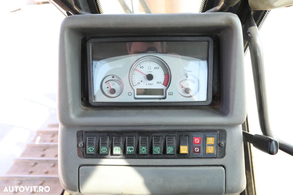 New Holland D180 cu scalificator - 17