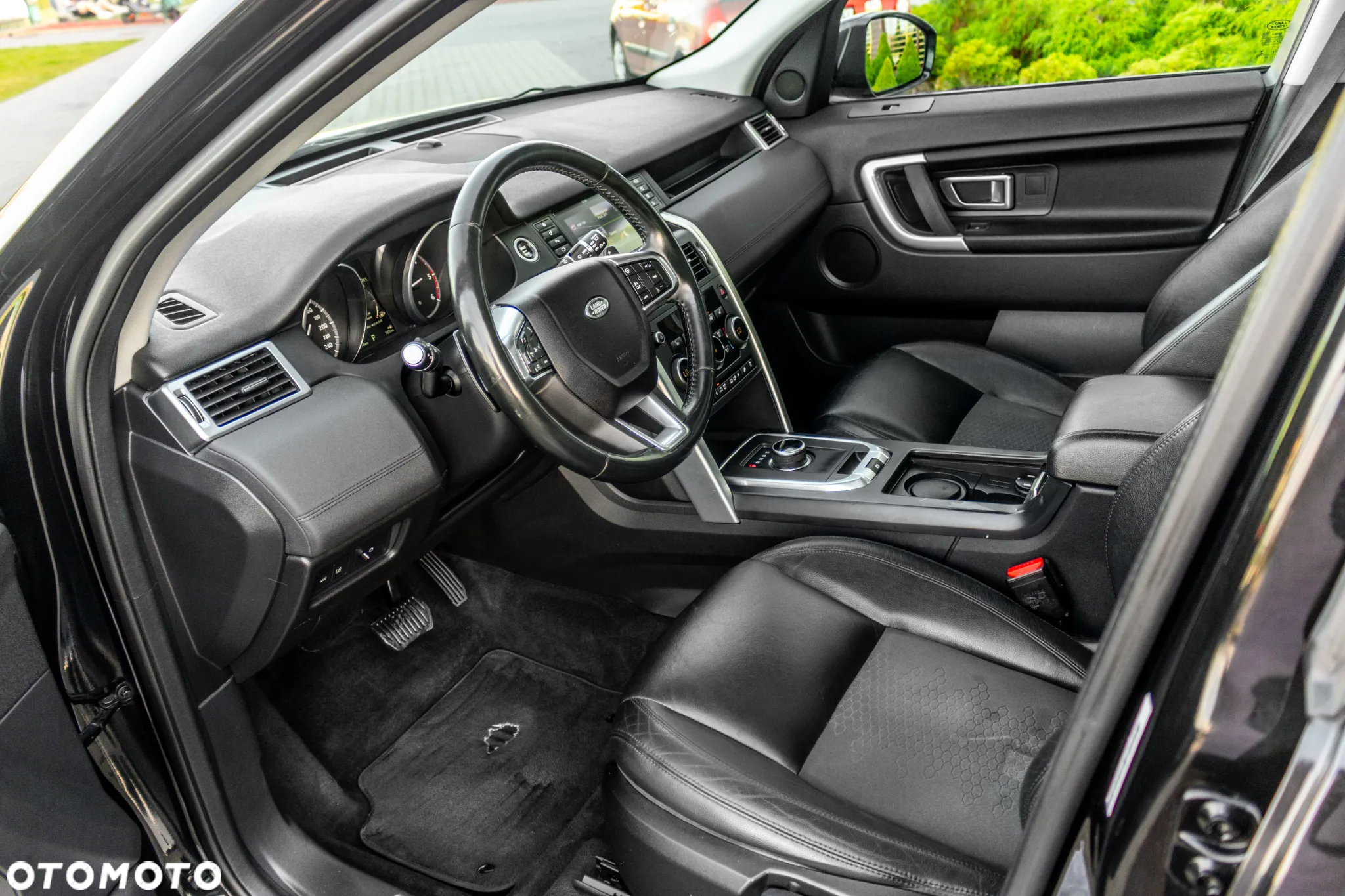 Land Rover Discovery Sport 2.0 TD4 HSE Luxury - 18