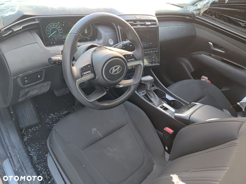 Hyundai Tucson 1.6 CRDi 48V-Hybrid 2WD DCT Select - 26