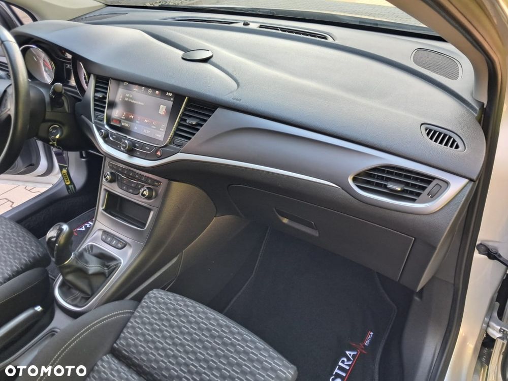 Opel Astra 1.4 T Dynamic - 31