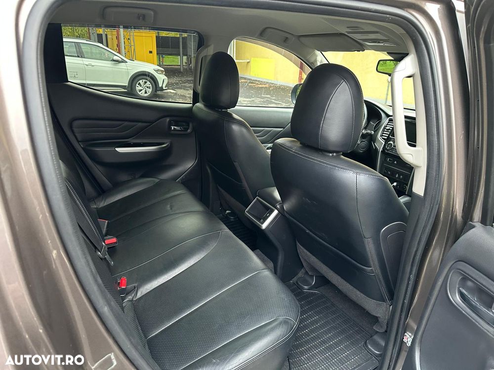 Mitsubishi L200 Double Cab 2.2 DI-D A/T Instyle - 5