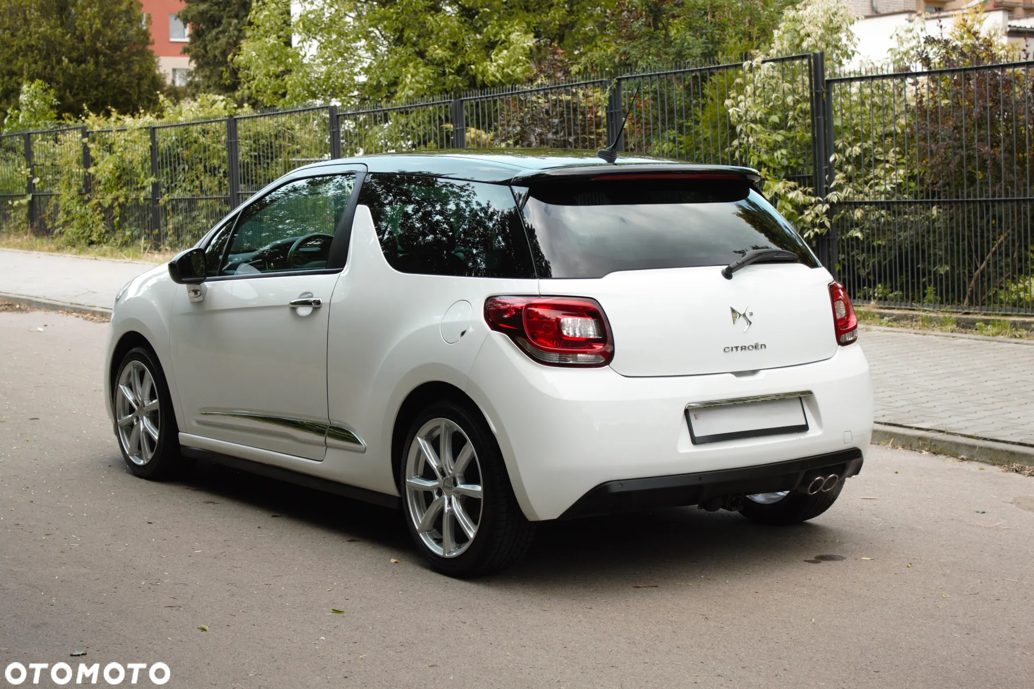 Citroën DS3 1.6 THP SportChic - 8