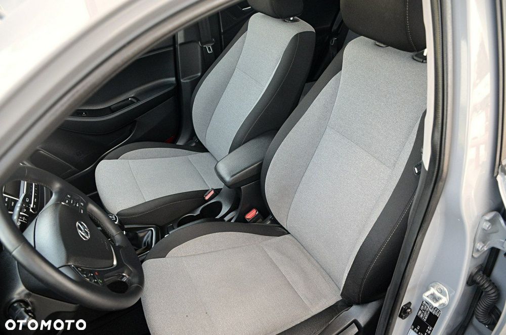 Hyundai i20 - 14