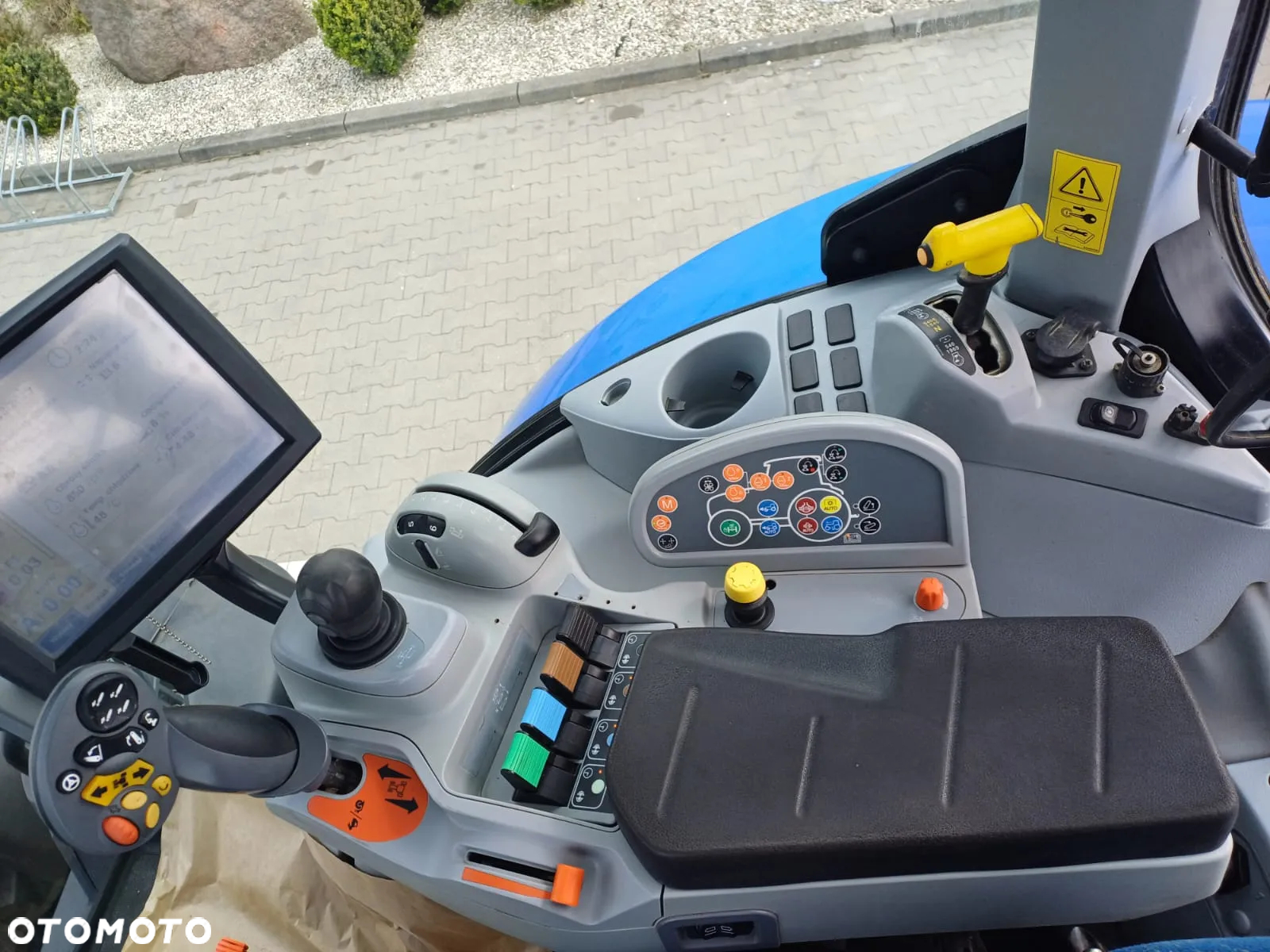 New Holland T7.200 - 10