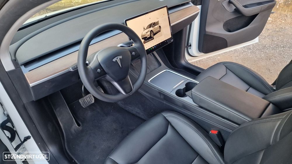 Tesla Model Y Long Range Tração Integral - 16