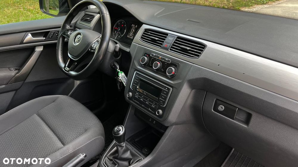 Volkswagen Caddy 2.0 TDI Highline - 29