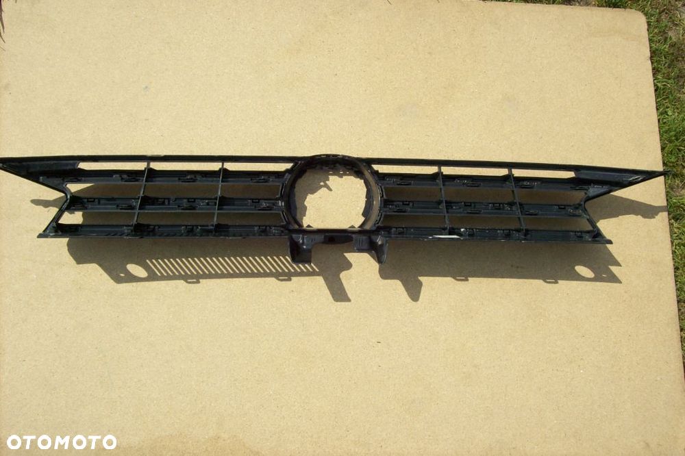 grill vw touran ii/5ta - 3