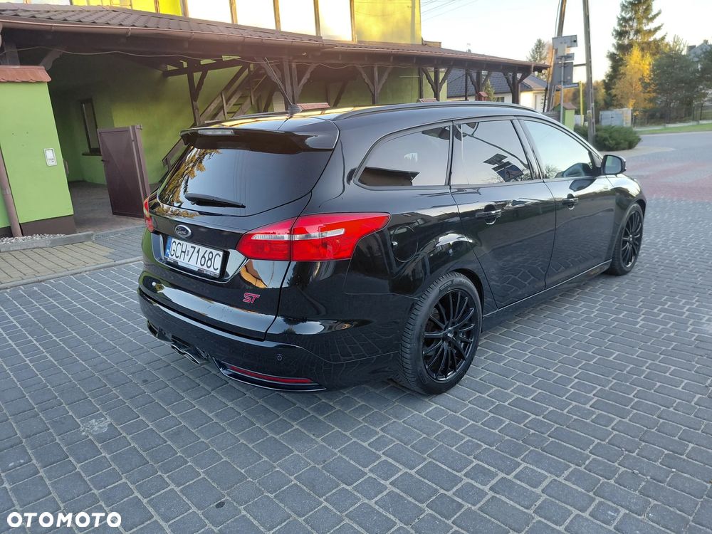 Ford Focus 2015 photo 5