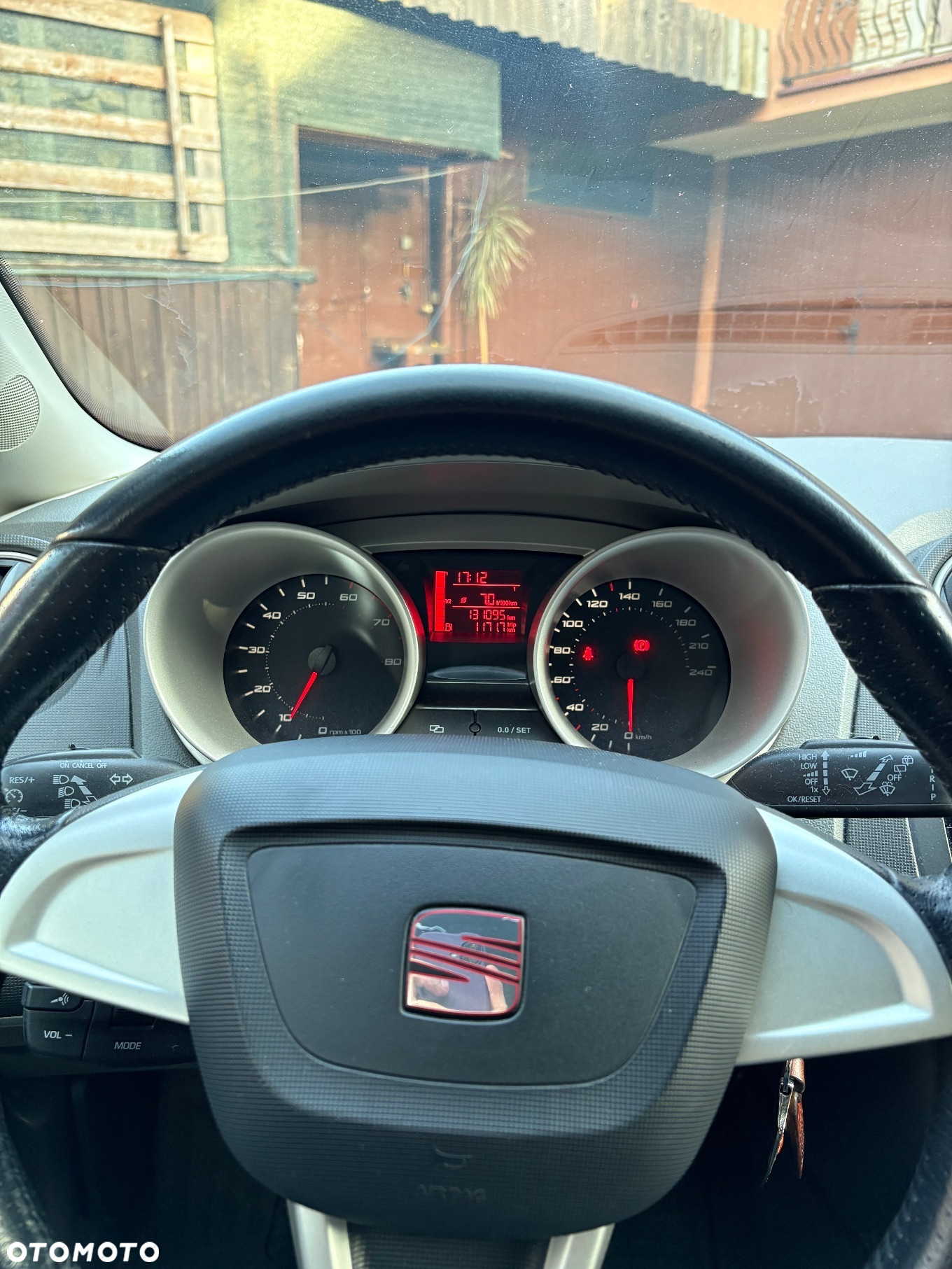 Seat Ibiza SC 1.4 16V Style - 10