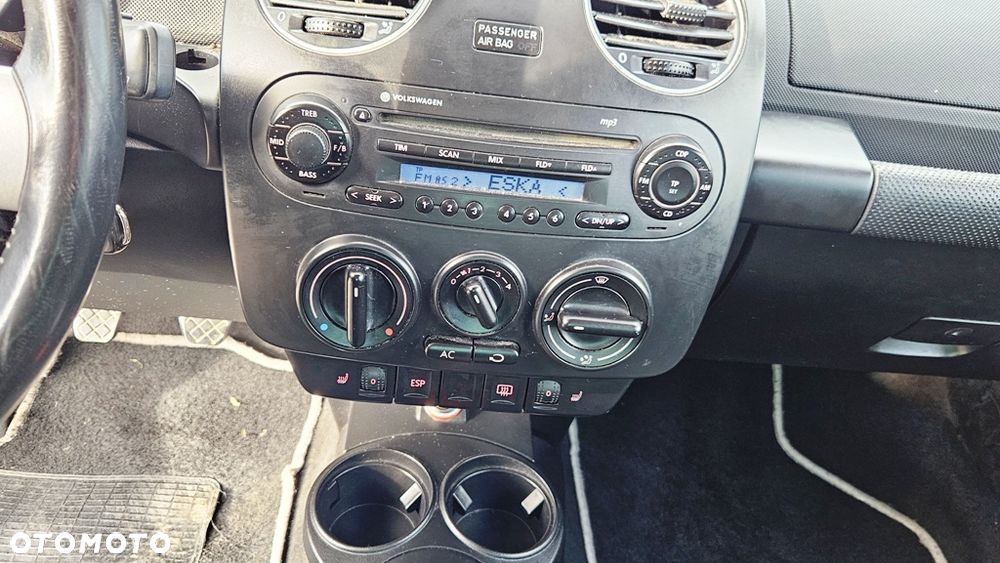 Volkswagen New Beetle 1.9 TDI DPF Freestyle - 19