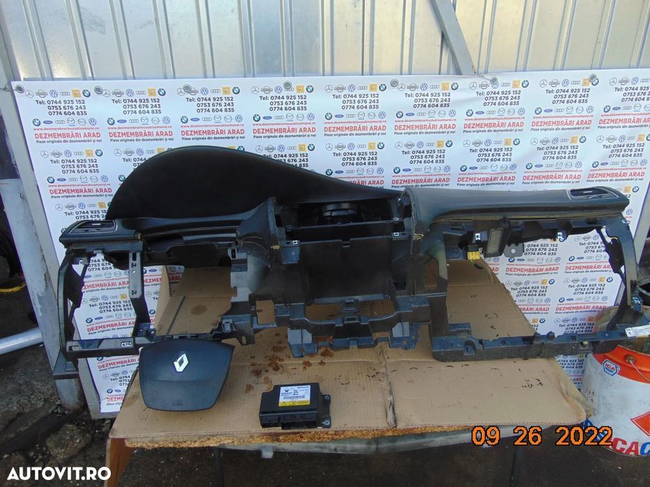 Plansa Bord renault Latitude airbag sofer pasager modul airbag-uri dez - 1