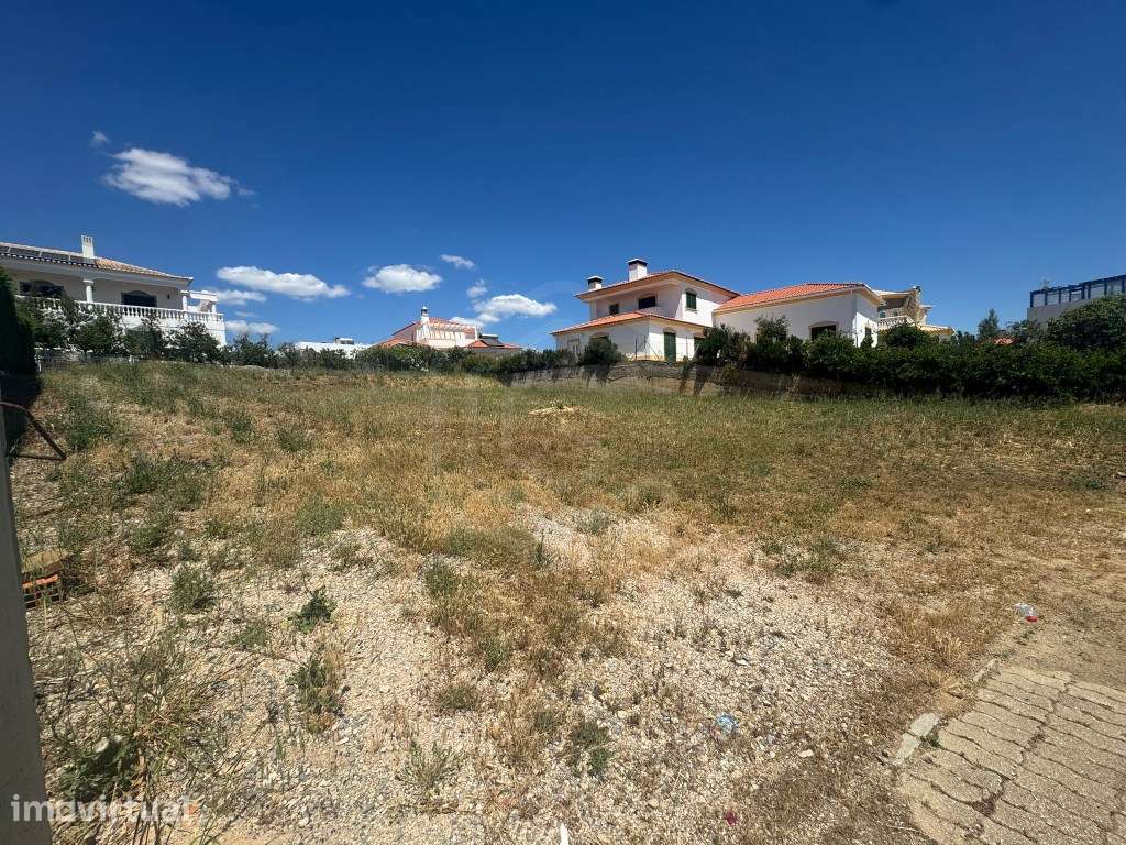 Terreno urbano com 830 m² de área total, situado na prestigiada urb... - Grande imagem: 3/6
