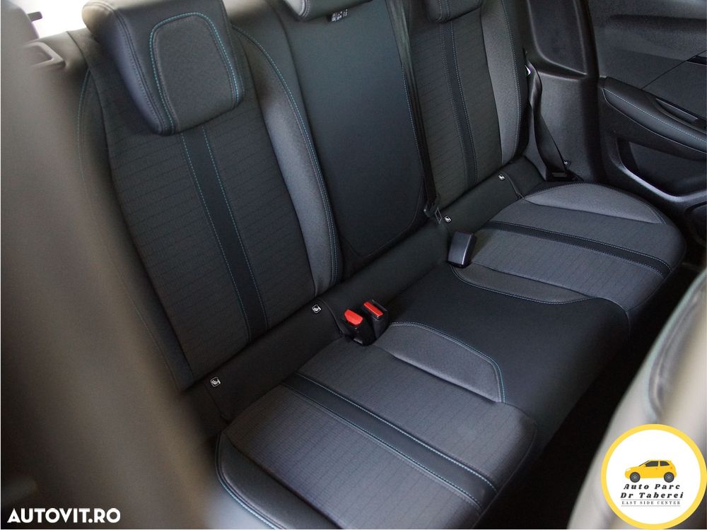 Peugeot 208 PureTech 100 EAT8 Allure Pack - 29