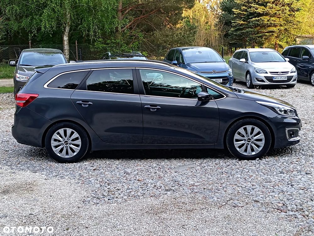 Kia Ceed 1.6 GDI Edition 7 - 9