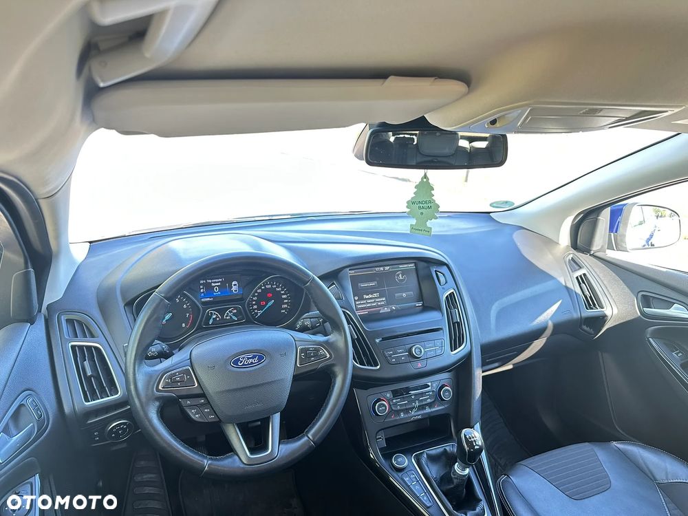 Ford Focus 1.0 EcoBoost Titanium ASS - 8