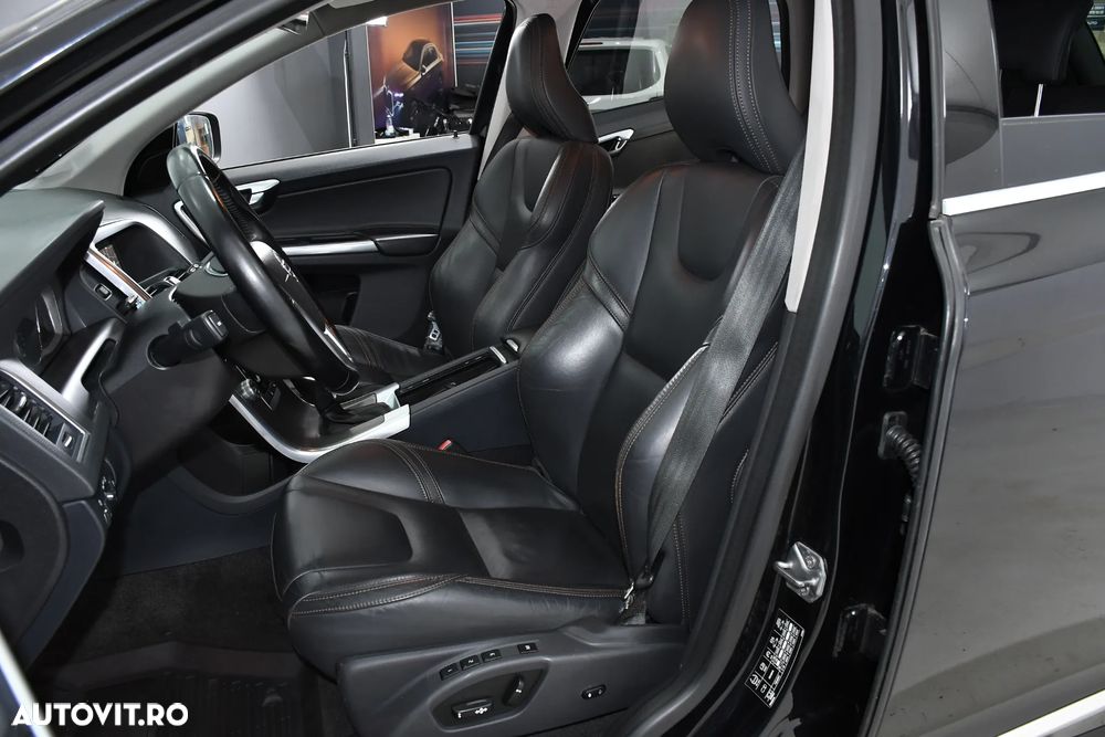 Volvo XC 60 D4 Geartronic Summum - 14