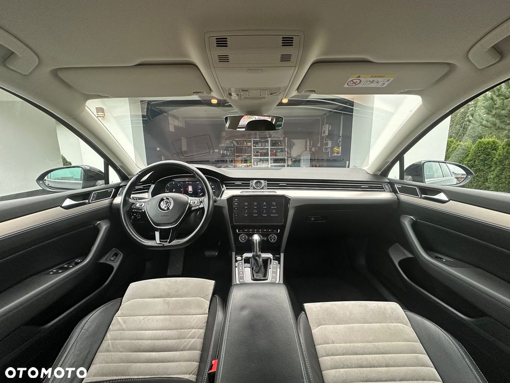 Volkswagen Passat 2.0 TDI BMT 4Mot Highline DSG - 11