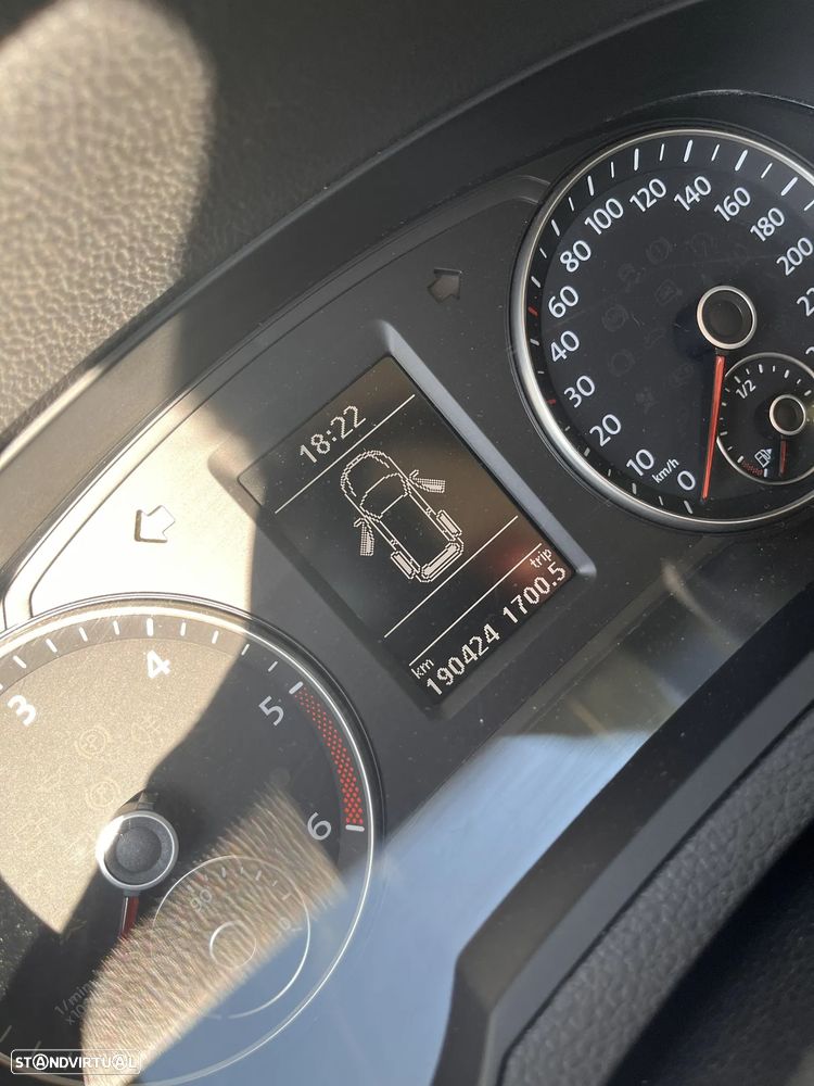 VW Sharan 2.0 TDI Highline DSG - 2