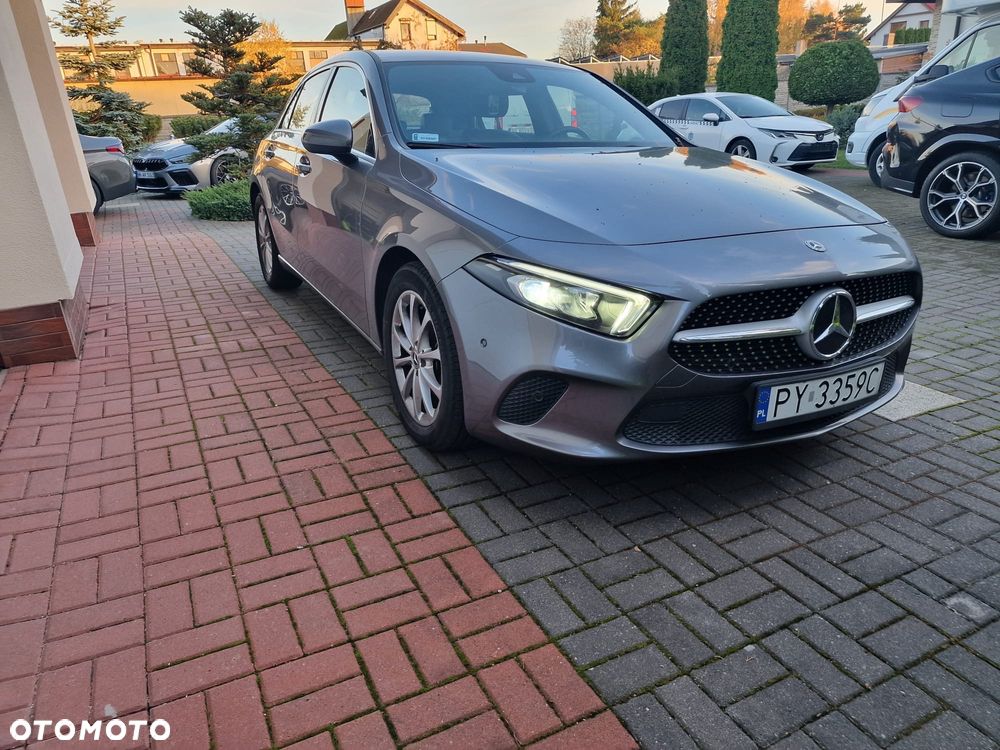 Mercedes-Benz Klasa A 180 Edycja specjalna 7G-DCT - 8
