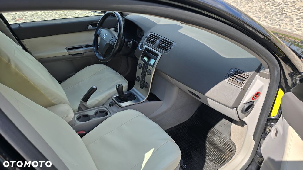 Volvo V50 - 21