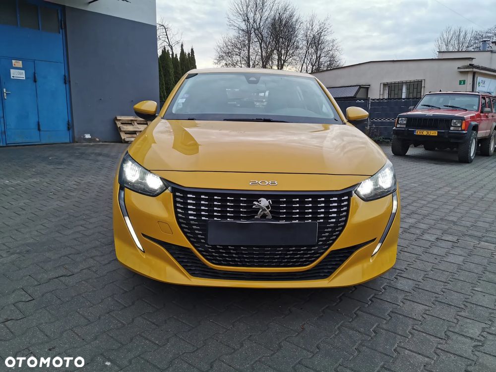 Peugeot 208 PureTech 100 EAT8 Allure - 2