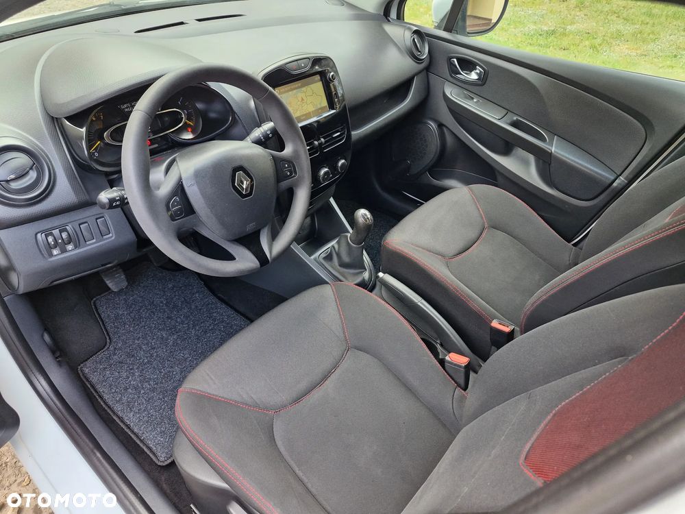 Renault Clio 1.2 16V 75 Life - 6