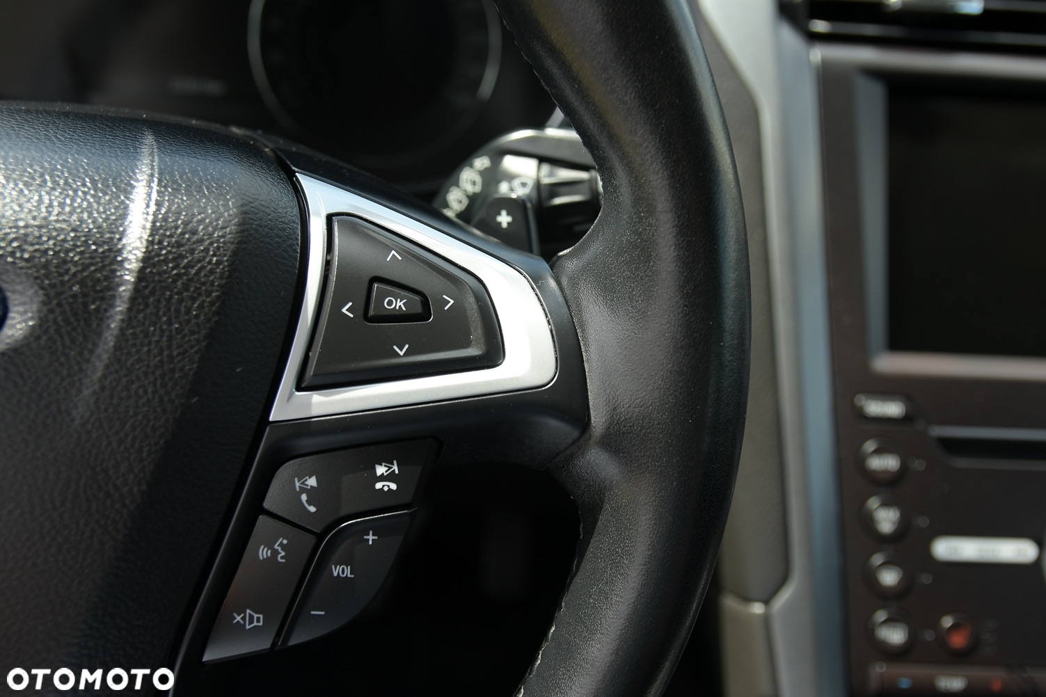 Ford Mondeo 2.0 TDCi Titanium PowerShift - 12
