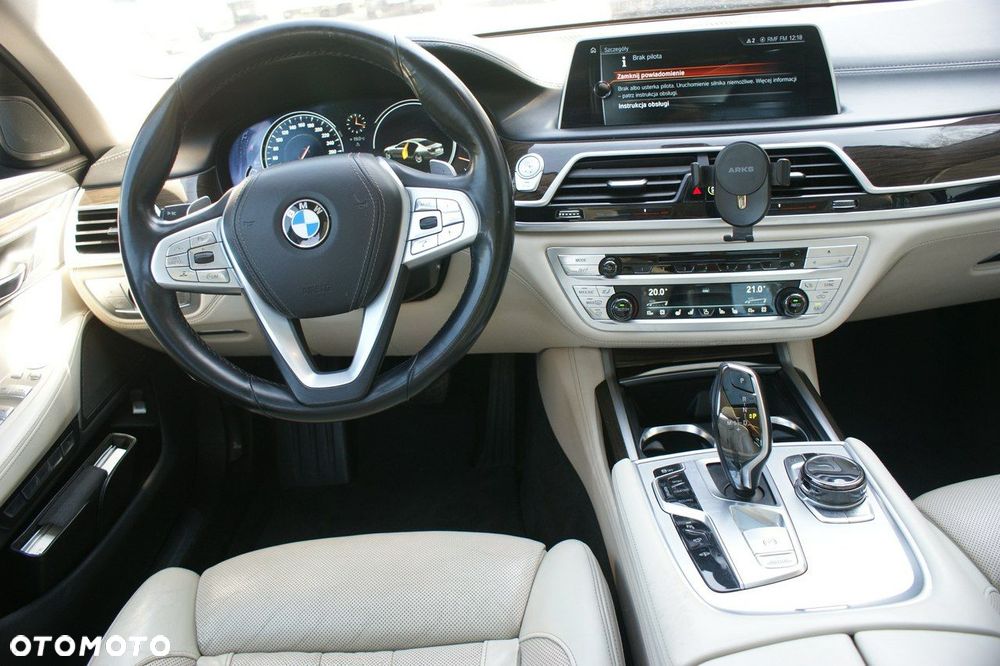 BMW Seria 7 - 14