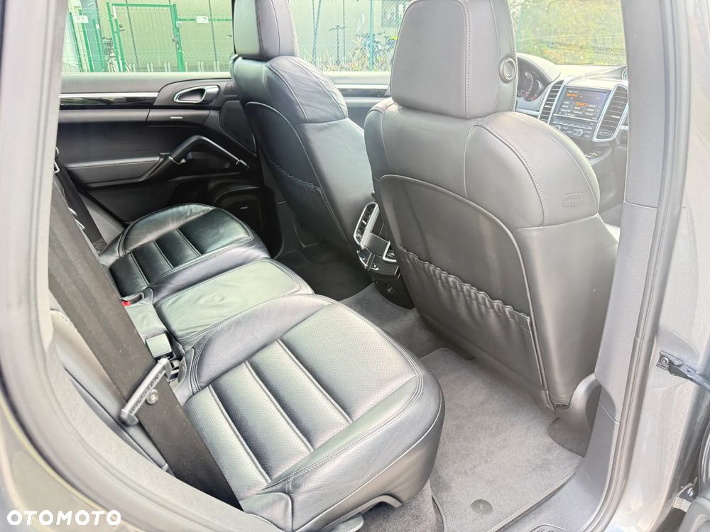 Porsche Cayenne - 11