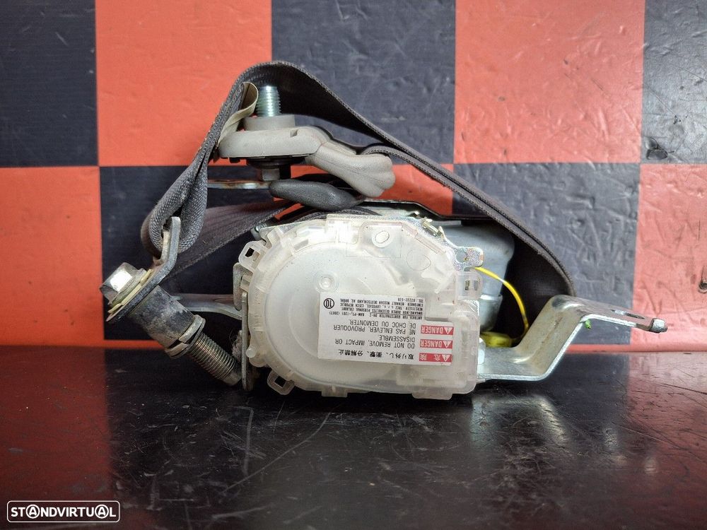 Cinto Frente Direito Nissan Np300 Navara (D40) - 2