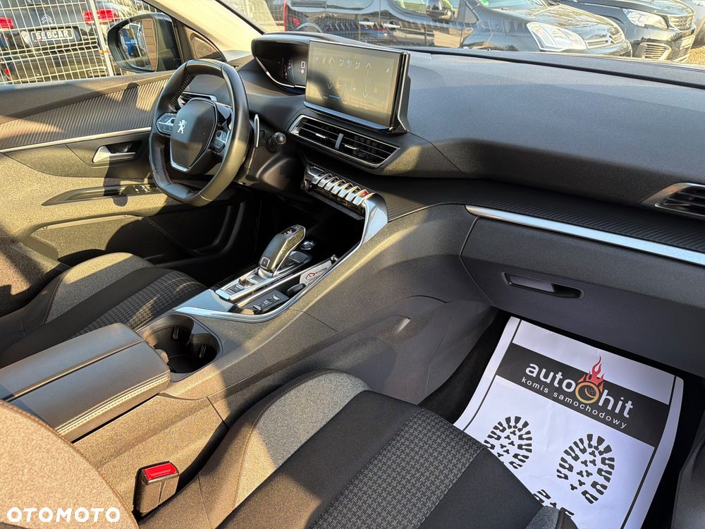 Peugeot 3008 1.5 BlueHDi Allure Pack S&S EAT8 - 20