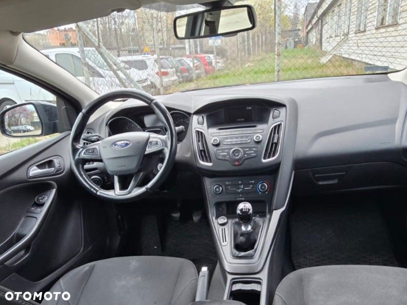 Ford Focus - 5