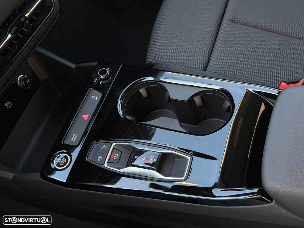 Audi A6 Avant e-tron - 12