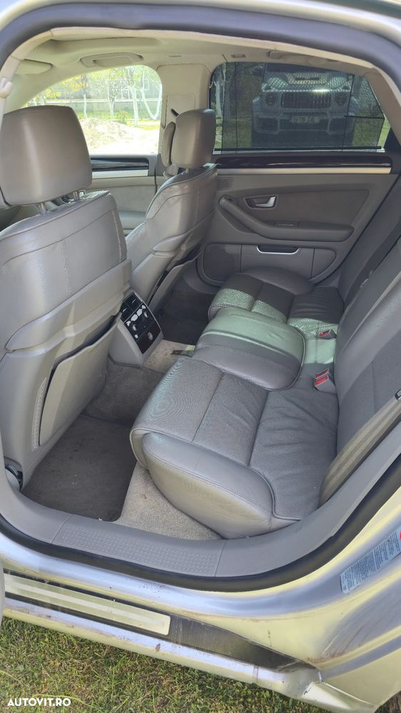 Audi A8 - 11