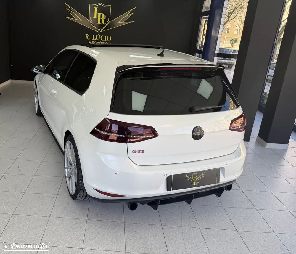 VW Golf 2.0 TSi GTi DSG Performance - 14