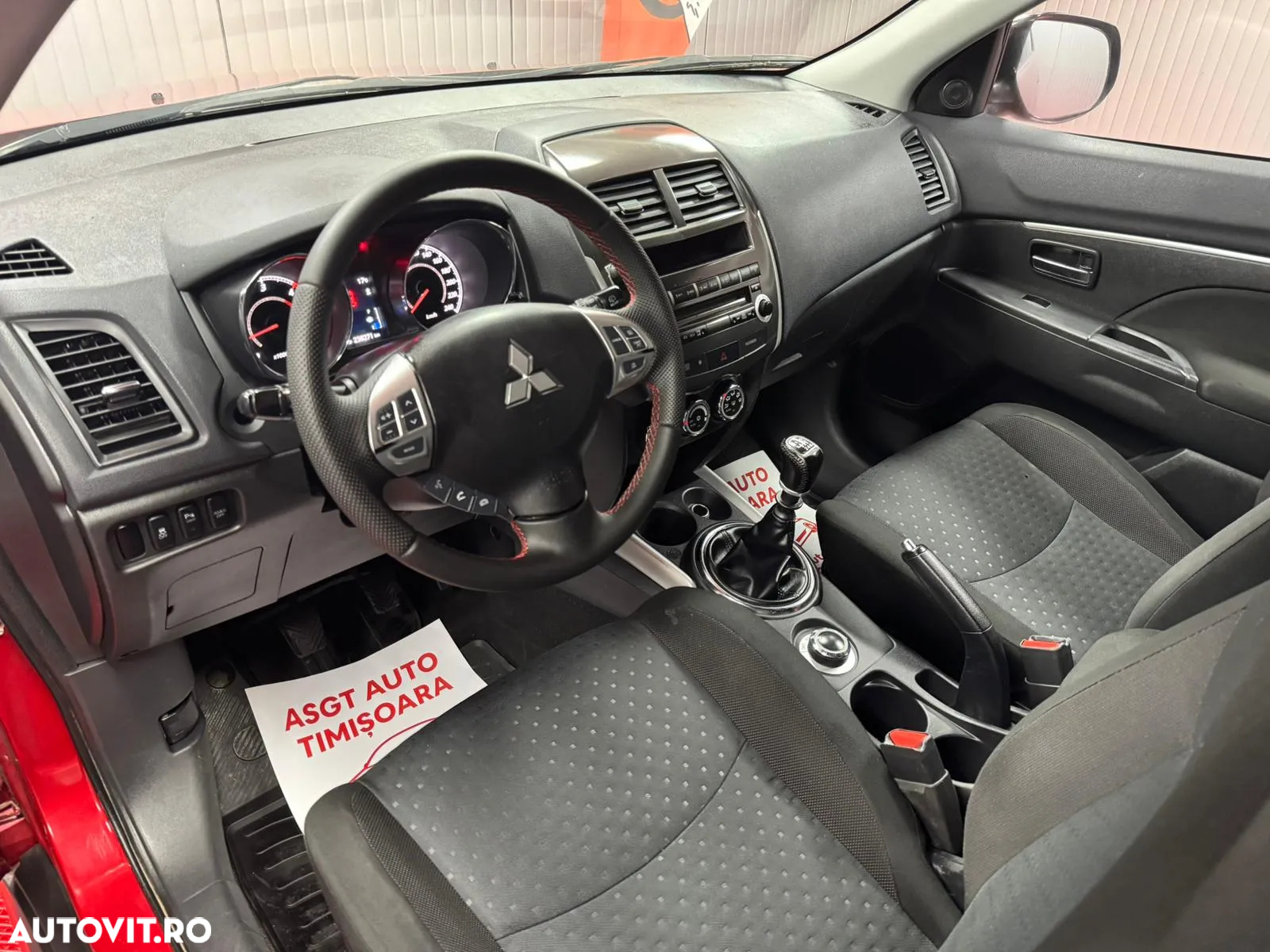 Mitsubishi ASX - 9