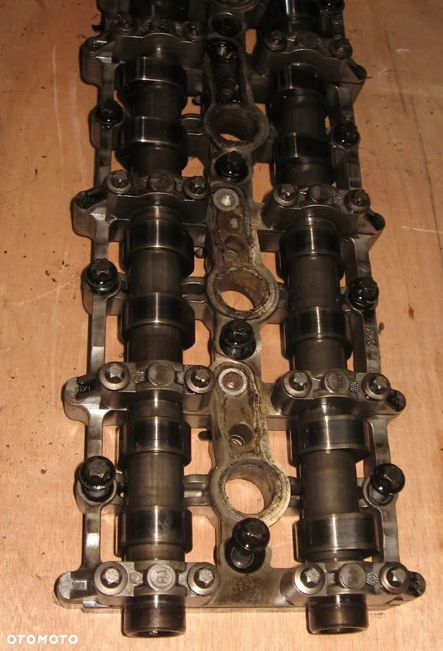 głowica wałki rozrządu N47D20A 2.0D BMW E87 E90 2.0D - 12