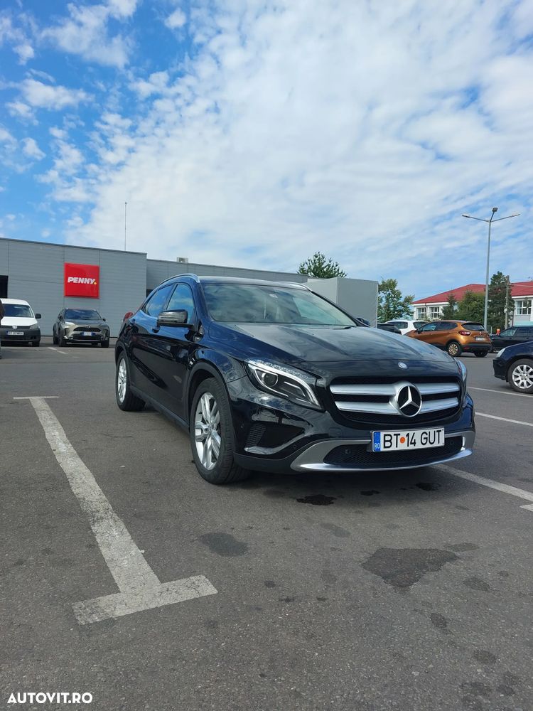Mercedes-Benz GLA - 14